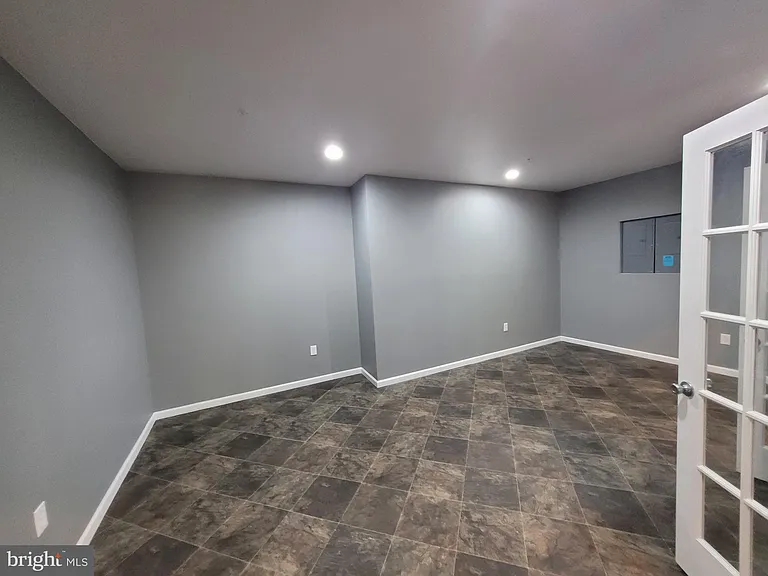 15406 Sir Edwards Dr — Photo 28