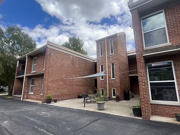2nd image of 130 N Hanover Ave APT 10