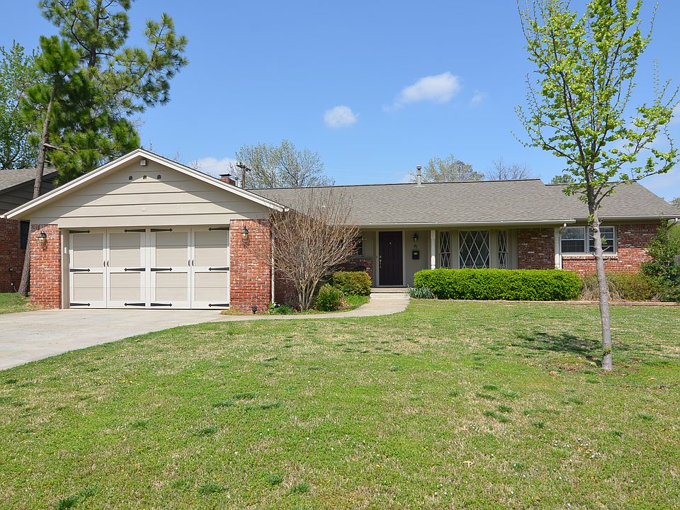 2 Car Garage, Partial Brick Ranch Home