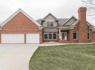 120 Indian Creek Ln SE, Cedar Rapids, IA 52403