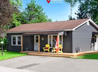 25 Cherrywood Ln, Innisfil, ON L9S 1M6