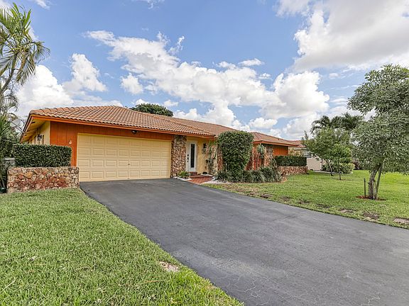 2nd image of 8677 SW 1st Pl