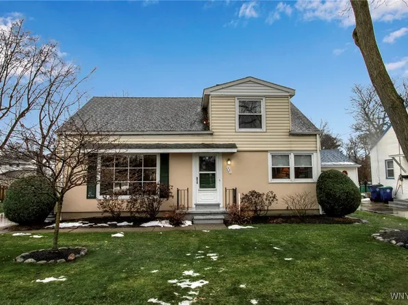 321 Hedstrom Dr, Amherst, NY 14226