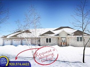 N1116 Erwin Ct, Hortonville, WI 54944