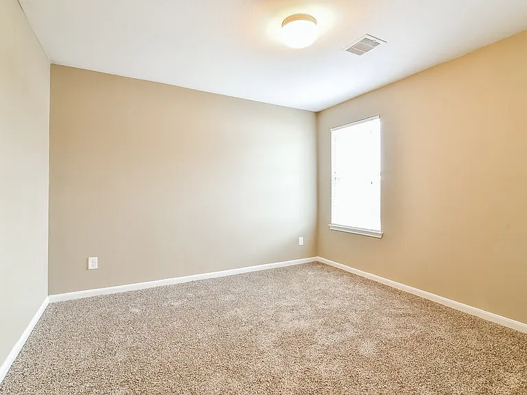 2703 Sleepy Knoll Dr — Photo 11