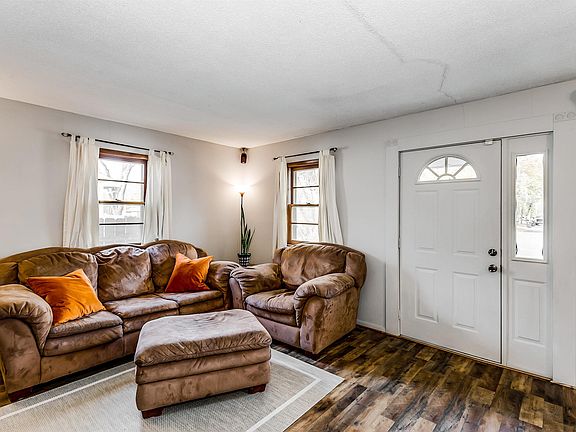 5th image of 1203 W Olive Ave
