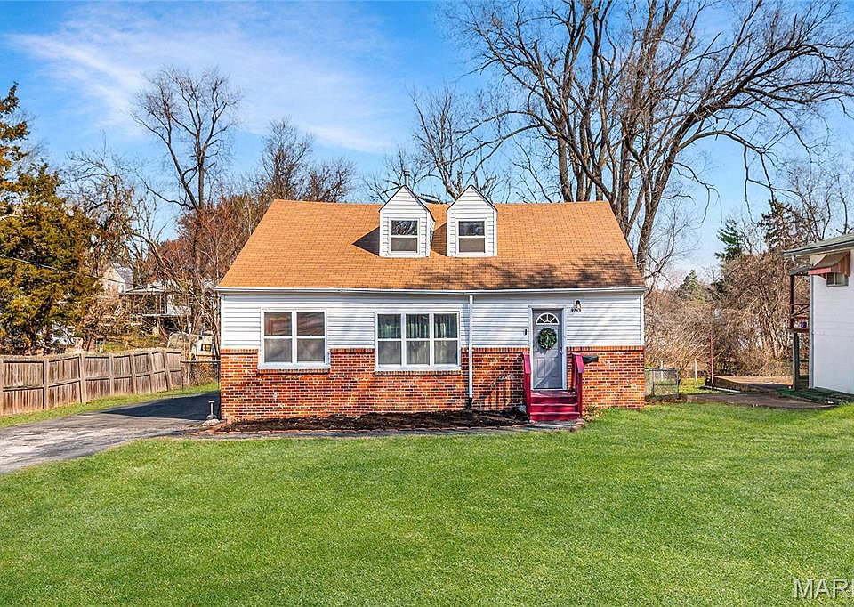 1st image of 9715 Foster Ave