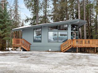 110 Northland Rd, Girdwood, AK 99587