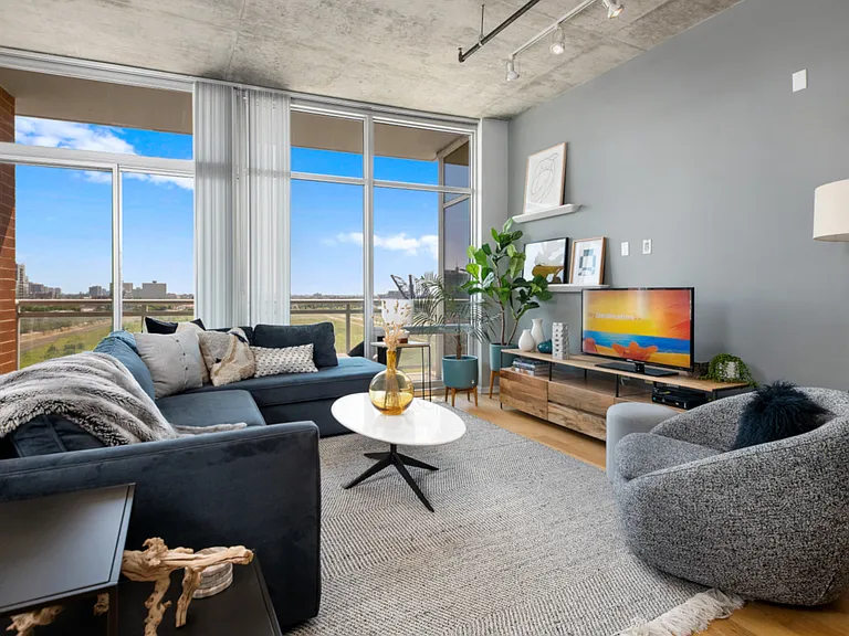 Roosevelt Collection Lofts — Photo 27