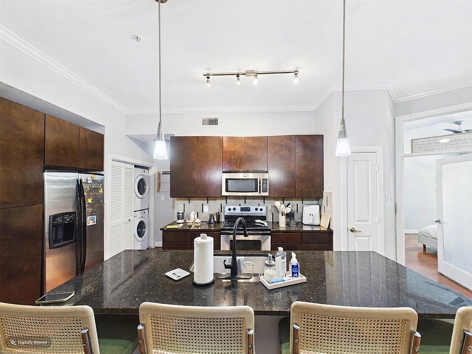 1st image of 300 Saint Joseph Pkwy APT 114