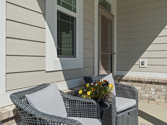 4th image of 107 Thomas Point Dr