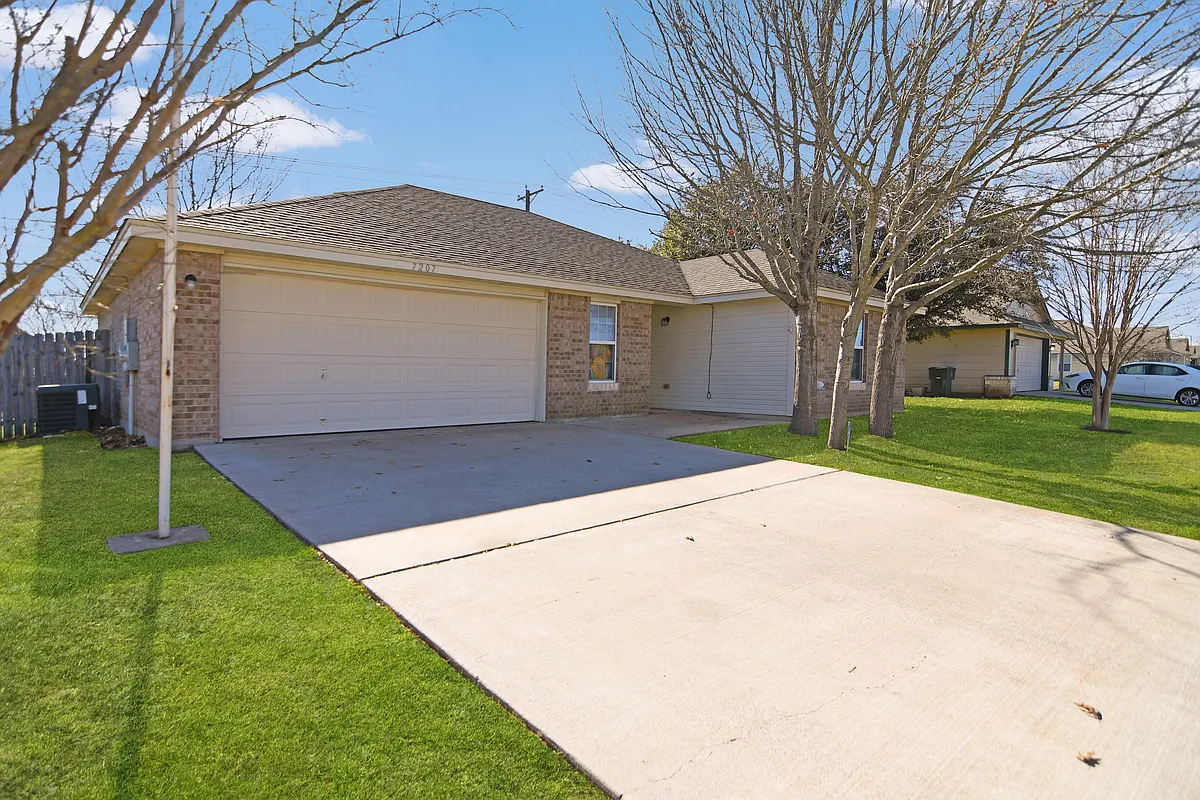 Building Photo - 7207 Freedom Dr