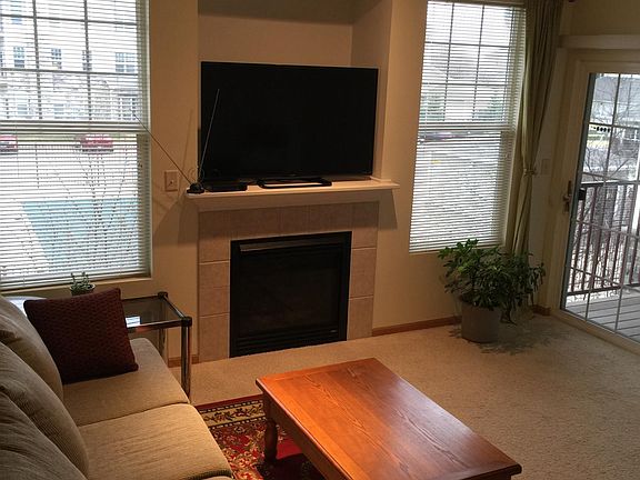 3rd image of 10325 Providence Dr Unit 201