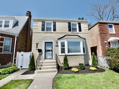 10534 S Rhodes Ave, Chicago, IL, 60628