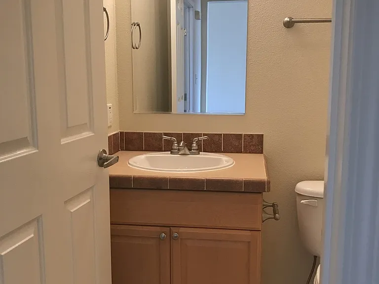 563 Van Buren Rd — Photo 12