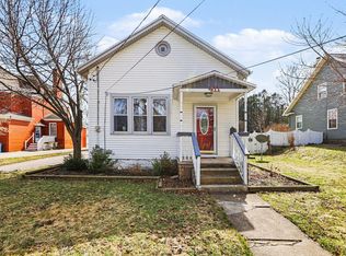 411 5th St, Manistee, MI 49660