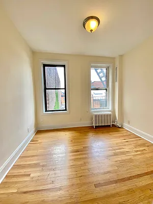 Rented by Waverly Realty Associates | media 20