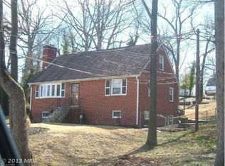 3811 Crystal Ln, Temple Hills, MD 20748