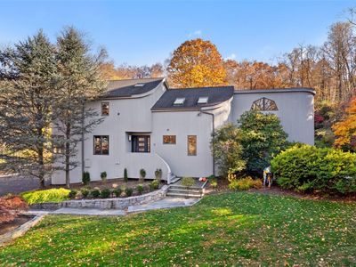 11 Banks Farm Road, Bedford, NY, 10506