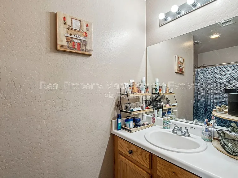 12571 W Mauna Loa Ln — Photo 26