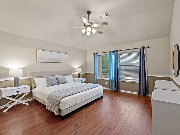 9424 Morgan Creek Dr — Photo 4