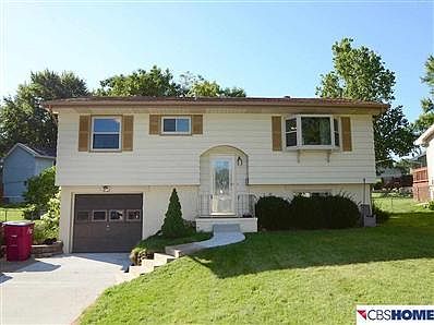 1st image of 8917 Park View Blvd