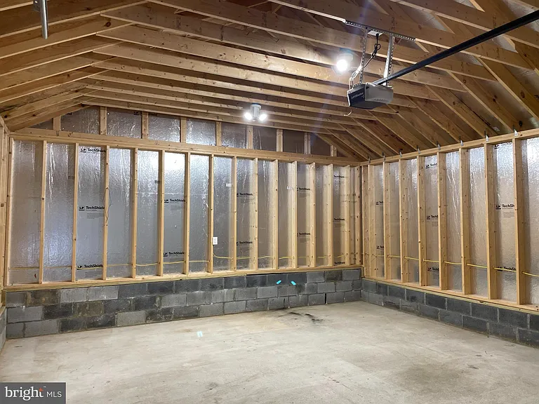 9552 Birmingham Dr — Photo 3