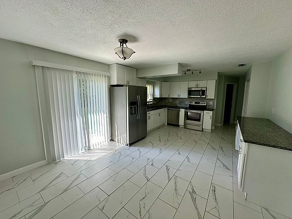 4th image of 873 Nixon Ln