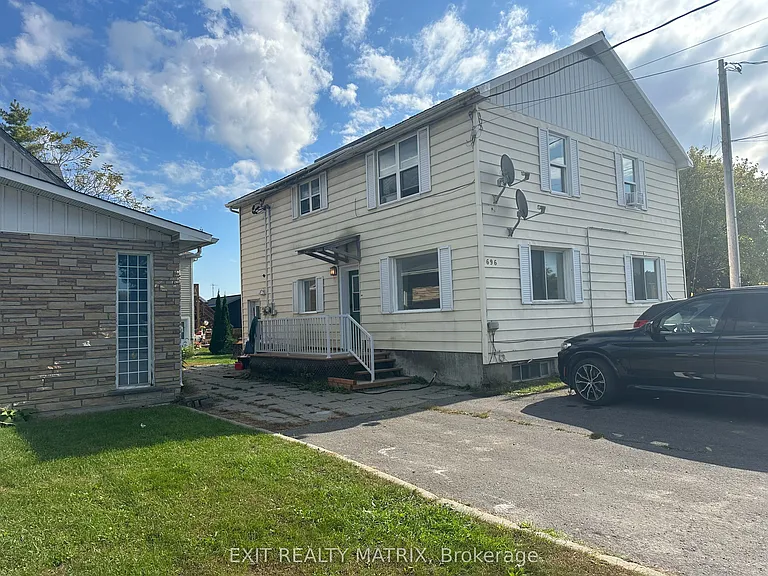 696 Principale St #A — Photo 1