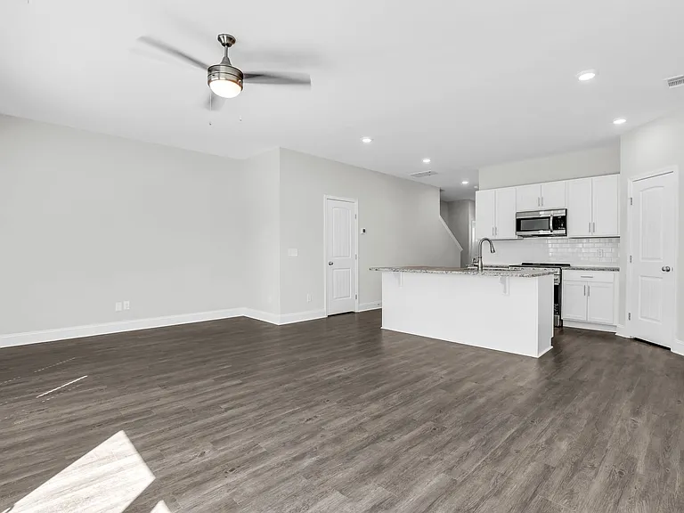 474 Sandbar Ln — Photo 8