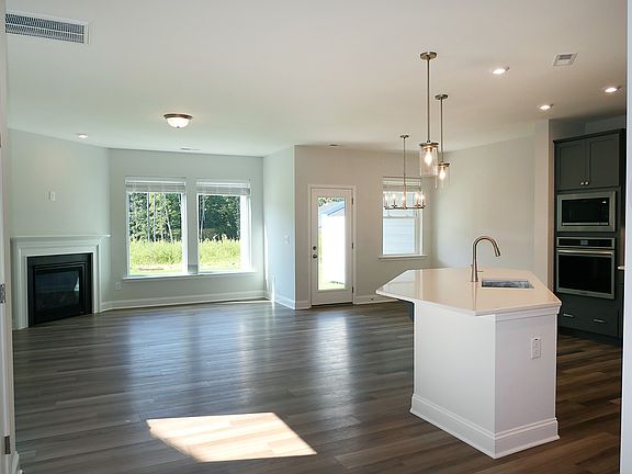 2nd image of 117 Deardom Way