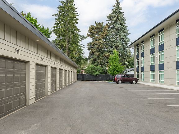 5th image of 2772 E 31st Ave #2B-2Ba-878Sqft