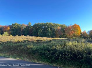 42 Silver Stream Rd, New Windsor, NY 12553