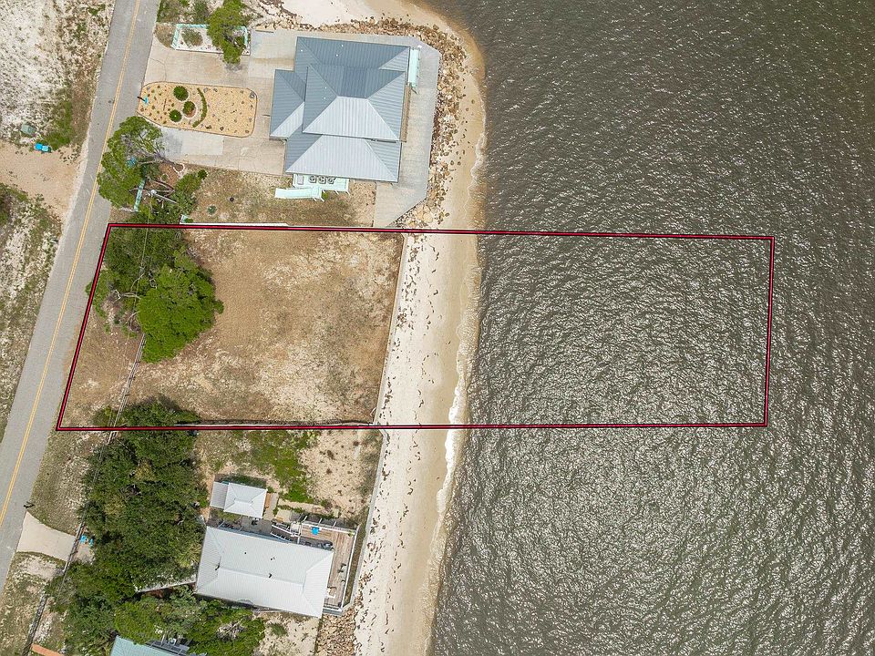 1st image of 1035 Gulf Shore Blvd Unit 7