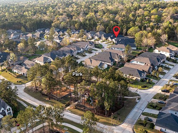 3rd image of 352 Rise Ln