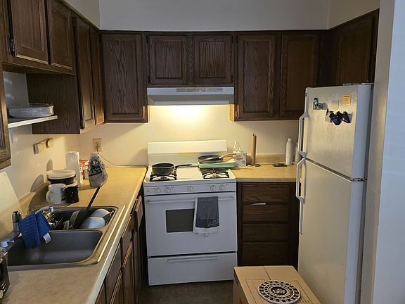 Gally Kitchen