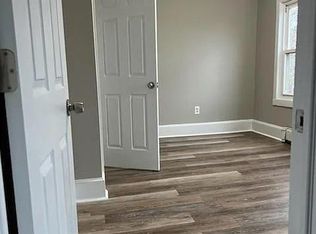 166 Cooke St #1 & 2, Waterbury, CT 06710