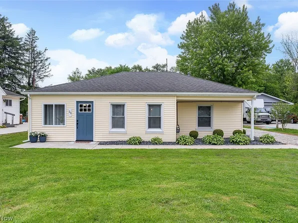 39 Prospect St, Seville, OH 44273