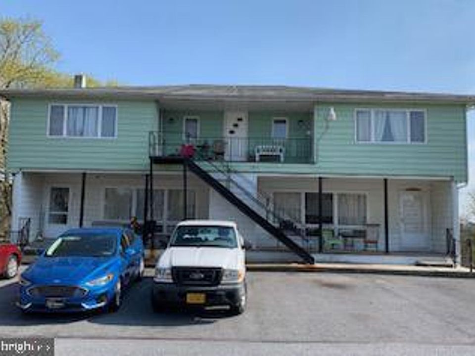1st image of 105 Hazel St APT 2