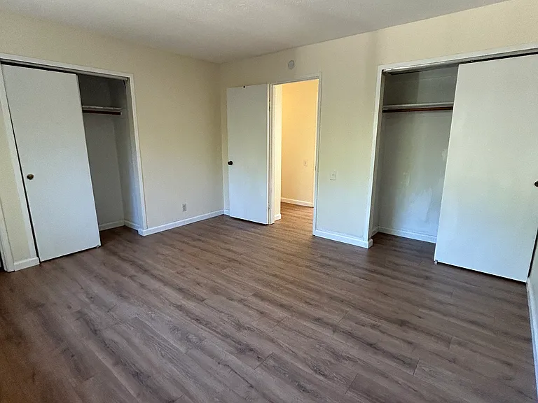 Minert Rd — Photo 10