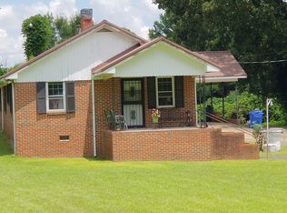 635 County Road 16, Roanoke, AL 36274