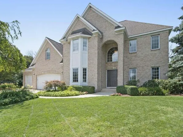 3619 Elk Ct, Zeeland, MI 49464