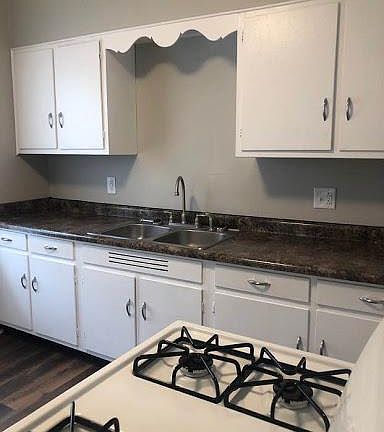 5th image of 1822 Milburn Blvd #B