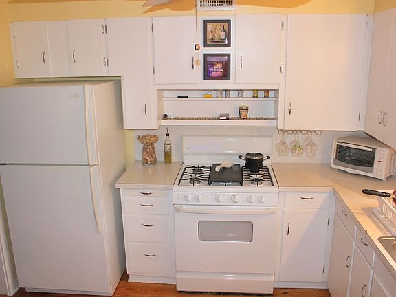 Large Eat In Kitchen