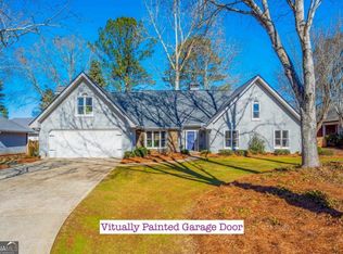 460 Crabapple Farm Dr, Alpharetta, GA 30004