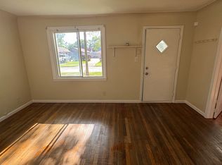 4957 Ziegler St, Dearborn Heights, MI 48125