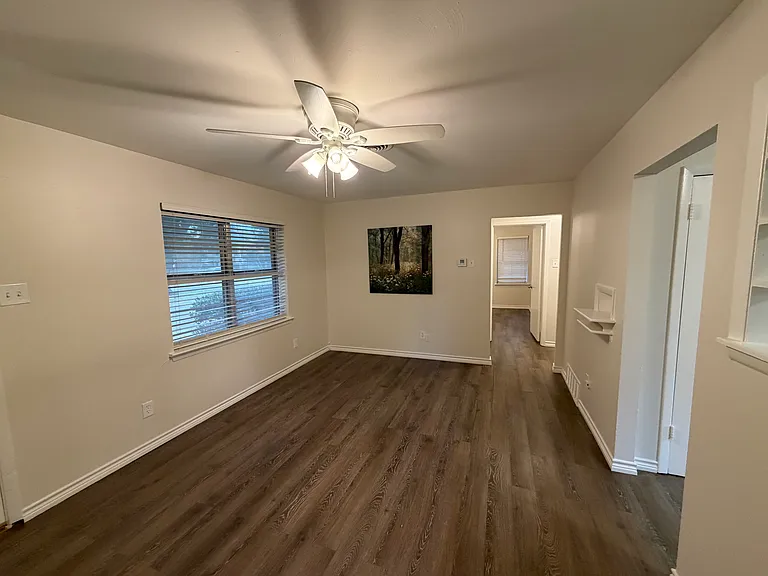 1213 Hampshire Ln #A — Photo 5