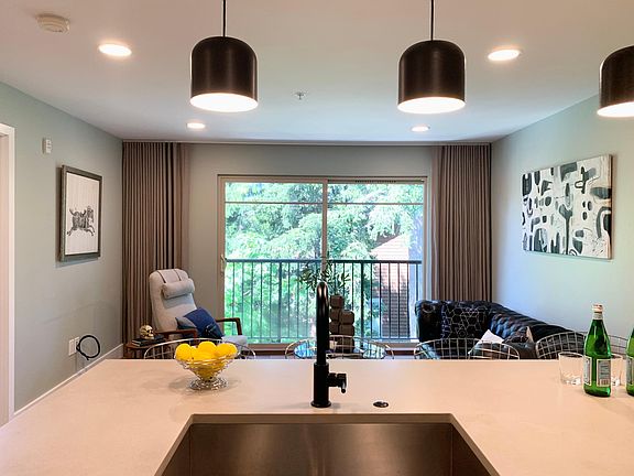 5th image of 511 100th Ave NE APT 304