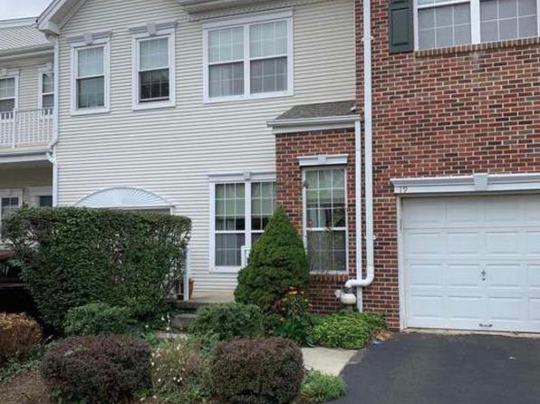 19 Tankard Ln