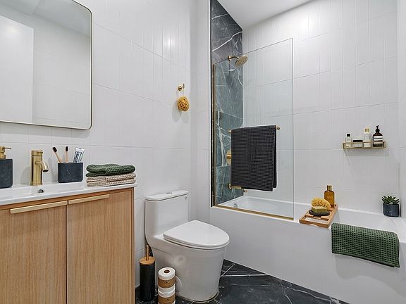 5th image of 285 Metropolitan Ave #3F